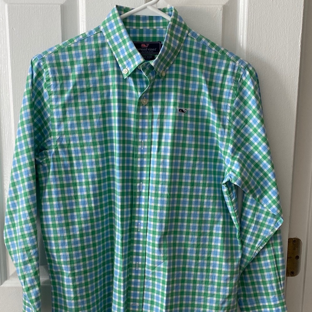 Vineyard Vines boys Size Medium 12-14 button down